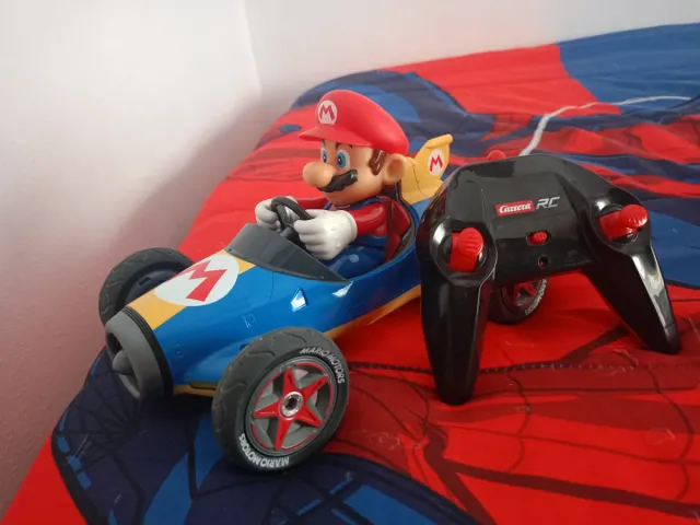 Coche teledirigido Mario Kart Carrera RC