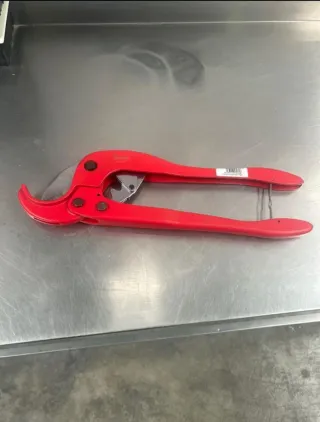 Tijeras Cortatubos Rojas