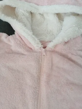 Mono pijama de conejito rosa talla S