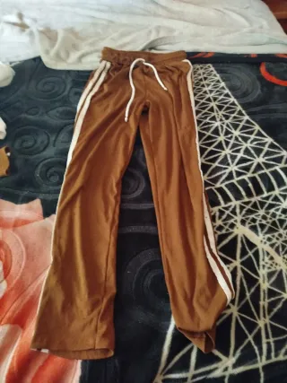 Conjunto chándal mujer marrón