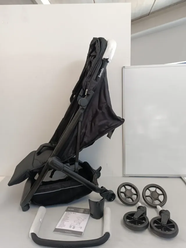 Carrito de bebé Lionelo Negro W32Y2457