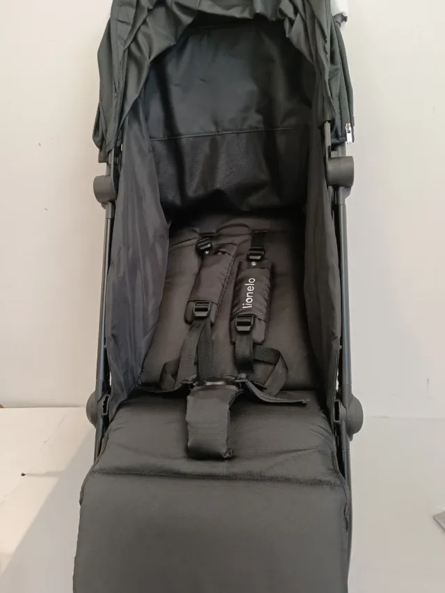 Carrito de bebé Lionelo Negro W32Y2457
