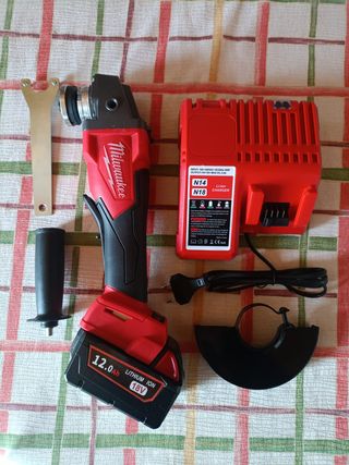 Radial Milwaukee a Batería NUEVA