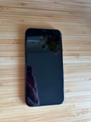 iPhone XR Nero + Custodia + Scatola