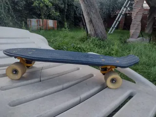 Tabla skate Oxelo Yamba azul marino 56x14