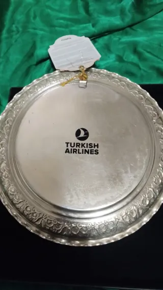 Souvenir Turkish Airlines con bordo argentata