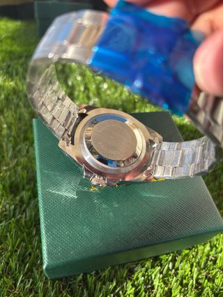 Reloj Date Negro y Plateado. Tengo más modelos