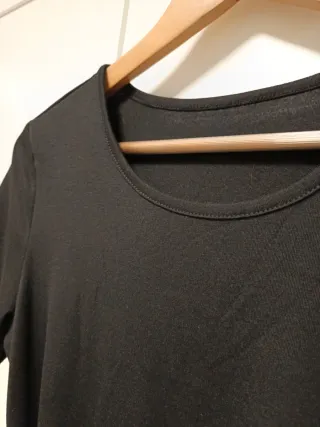 Vestido negro y verde con cinturón