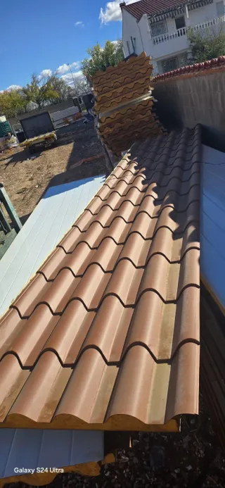 Panel Sandwich imitación teja