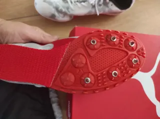 Zapatillas clavos Puma niño