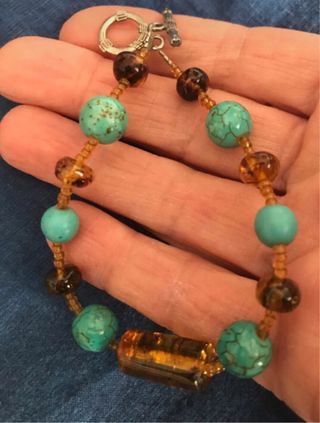 Pulsera Ámbar y Turquesa con Cierre Tortuga