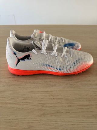 Botas de futbol TF cesped artificial