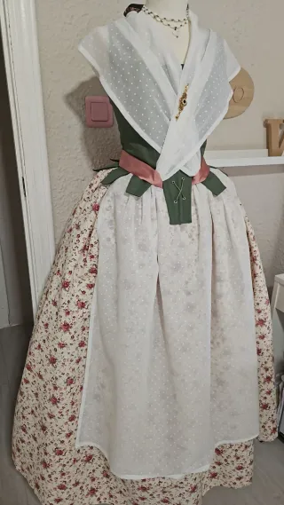 Traje fallera huertana NUEVO t.36