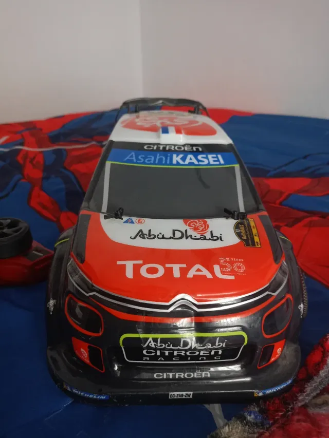 Coche radiocontrol Ninco 2.4 GHz