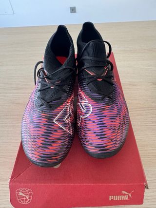 Botas de futbol AG cesped artificial