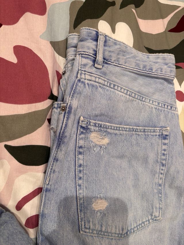 Tejano estilo Mom roto