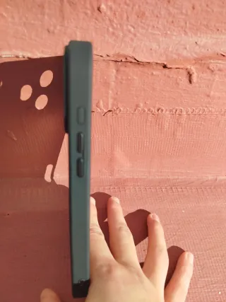 Cover magnetica traslucida per iPhone