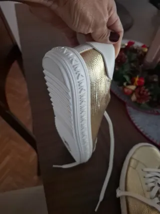 Deportivas Michael Kors Doradas Talla X