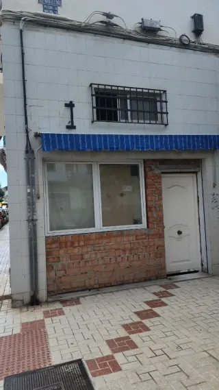 Local para cambio de uso y licencia turística