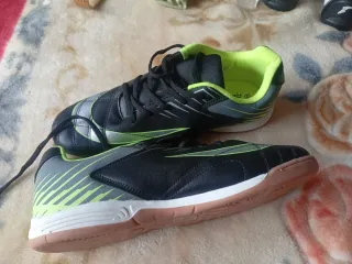 Zapatillas Fútbol Sala Negras y Verdes