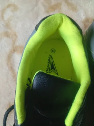 Zapatillas Fútbol Sala Negras y Verdes