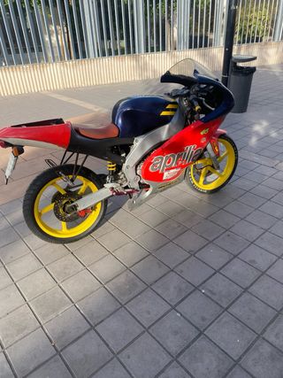 Aprilia RS 50 año 2000 documentada