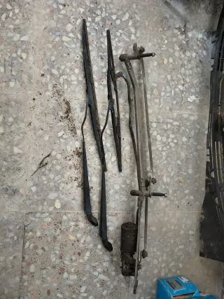 Motor limpiaparabrisas con mecanismo