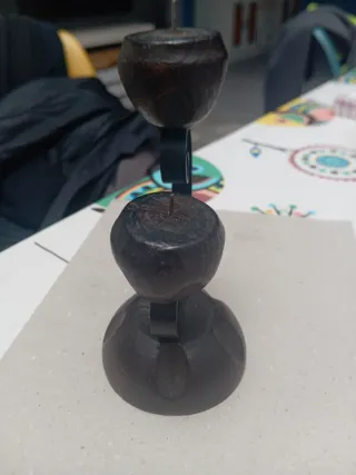 Candelabro antiguo metal y madera