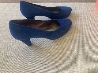 Zapatos Gadea ante azul 40
