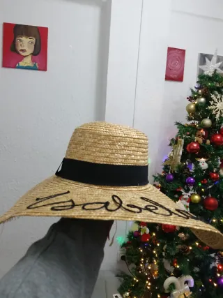 Sombrero de paja con nombre Isabelas