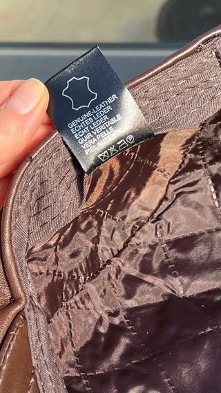 Boina de piel marrón