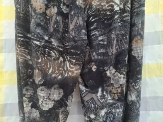 Pantalón Talla 2XL . Medidas en descripción