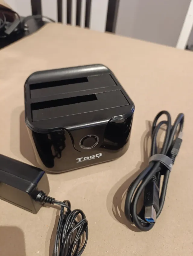 Lector TQQO para Discos Duros 2.5 y 3.5