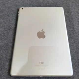 iPad 9, Apple Watch Serie 8 45mm, Apple Pencil 1