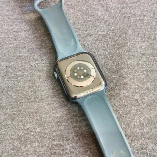 iPad 9, Apple Watch Serie 8 45mm, Apple Pencil 1