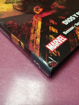 Marvel saga caballero luna 3. dios y patria