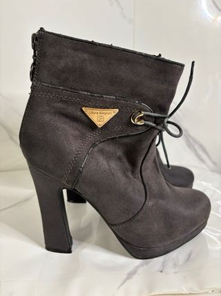 Stivaletti Laura Biagiotti grigio scuro