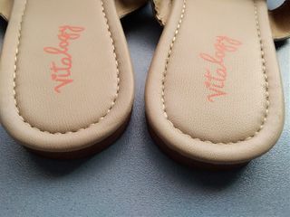 Chanclas (Mujer, 36)