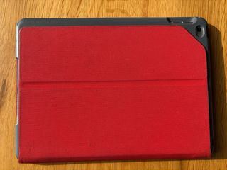 iPad 9ª Generación 64GB Wi-Fi + Teclado Logitech