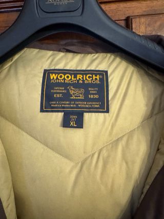 Giubbotto Woolrich Marrone