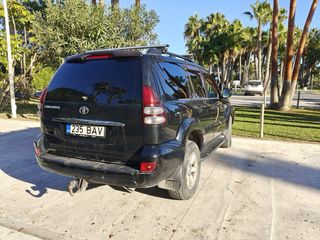 Toyota Land Cruiser 120