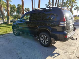 Toyota Land Cruiser 120