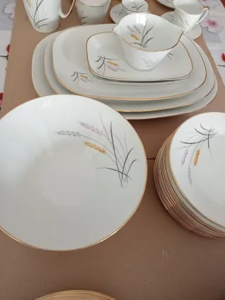 Vajilla antigua Santa Clara Vigo M.A.H.