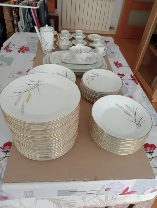 Vajilla antigua Santa Clara Vigo M.A.H.