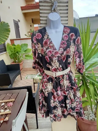 Abito floreale tg.42/44 manica 3/4