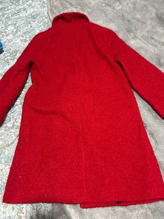 Abrigo Zara Rojo Talla S