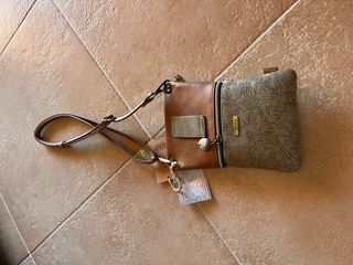 Bolso Anekke Multicolor y Dorado