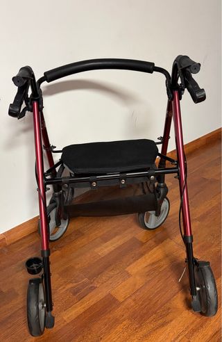 Andador para persona mayor