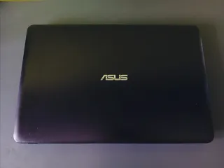 Portátil ASUS X541UA + funda