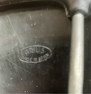 Sillín de bicicleta clásico ARIUS